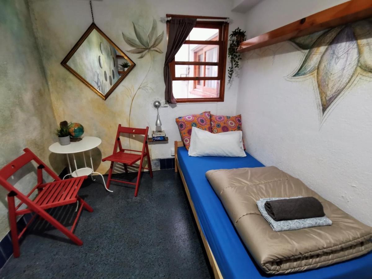 X Hostel Alicante Luaran gambar